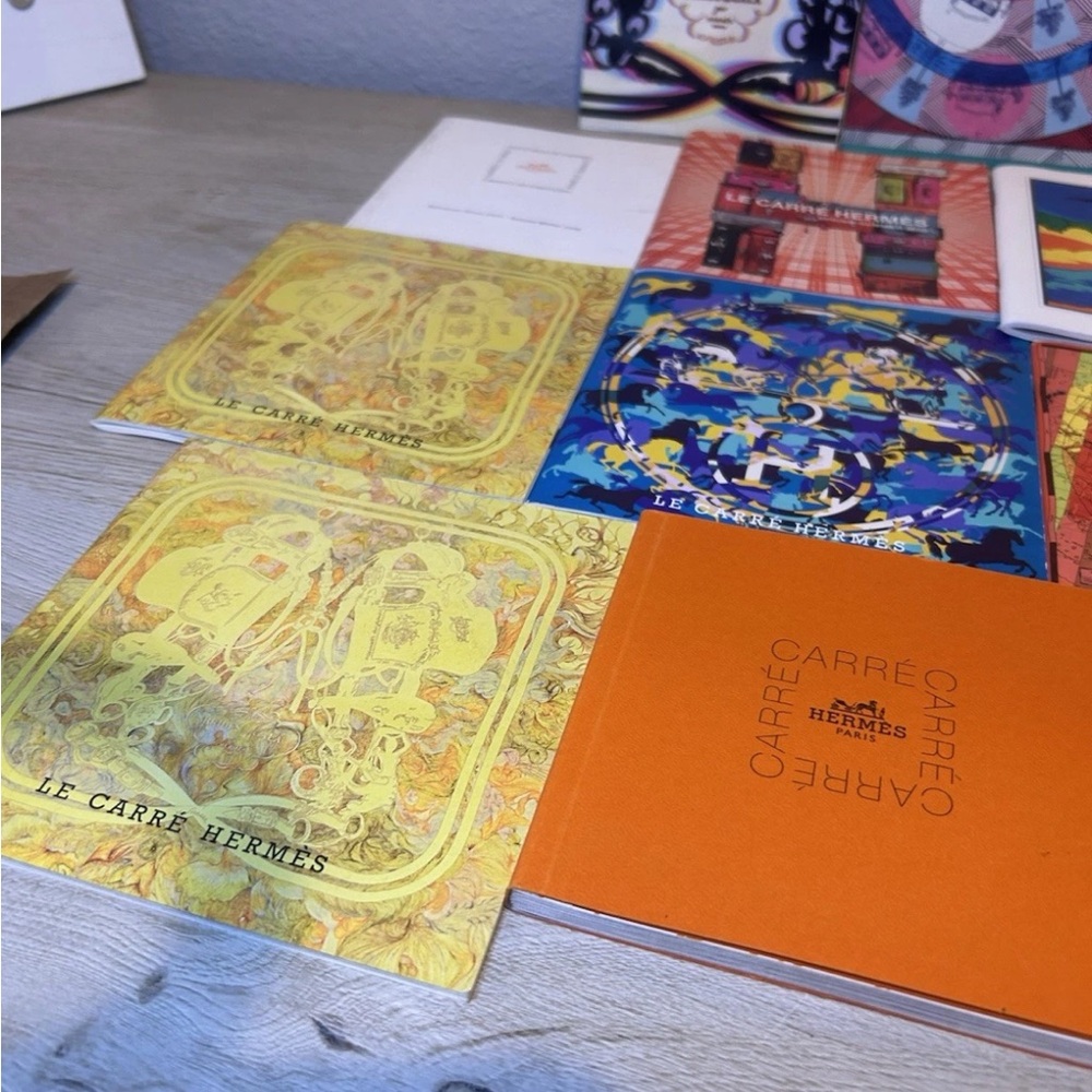 15 Le Carre HERMES Paris Scarf Look Book Catalog Lot Spring Summer Autumn Winter - Picture 9 of 16